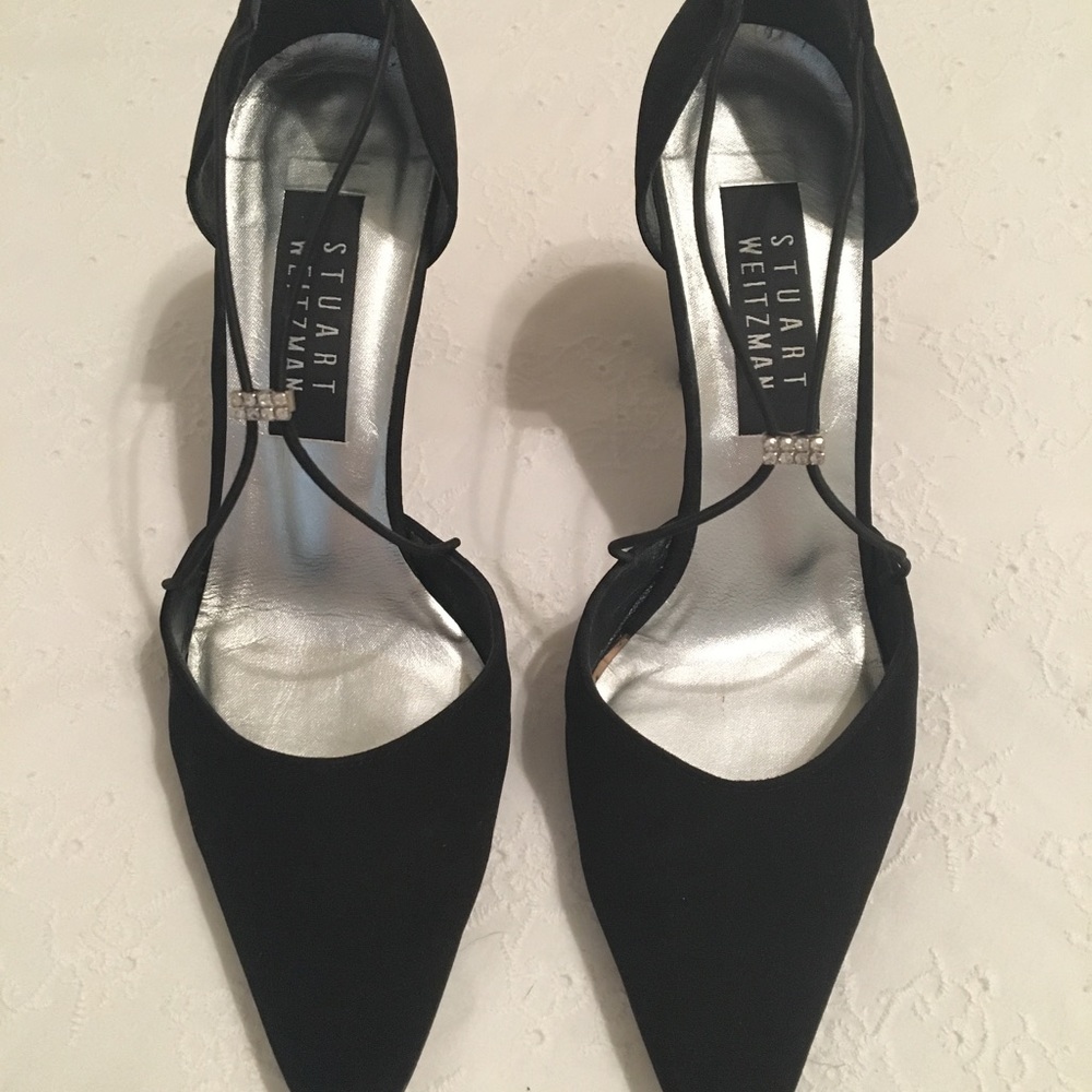 Stuart Weiztman black pumps. Very gently worn
